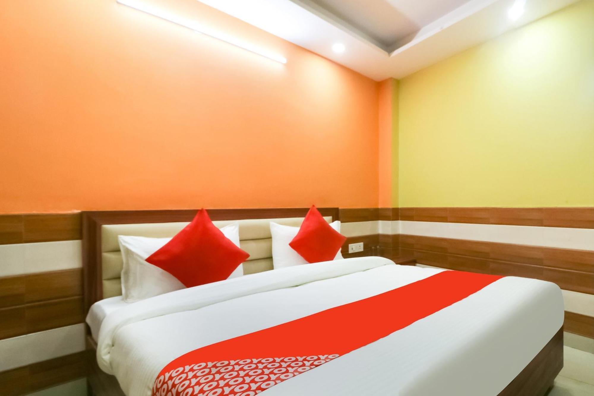 Hotel O Mayur Plaza デリー エクステリア 写真